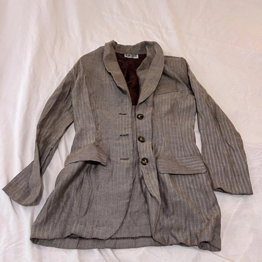 Alyn Paige Beige Women's Blazer